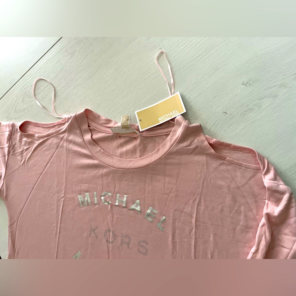 NWT Michael Kors Shoulder Cutout Long Sleeve tee